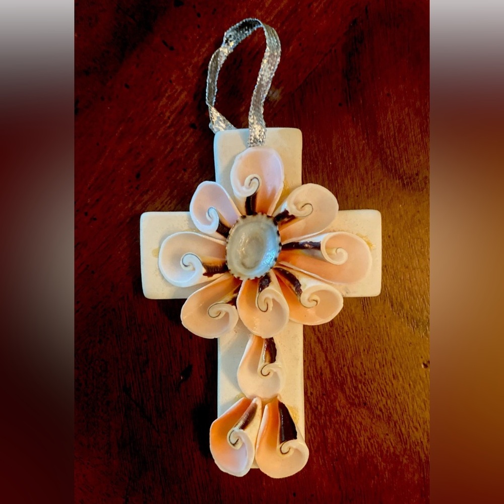 Handmade Shell Cross 4.5”x3”